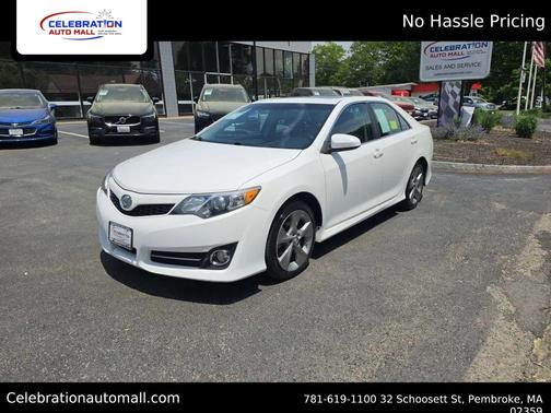2014 Toyota Camry SE