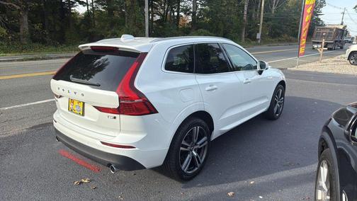 2020 Volvo XC60 T5 Momentum