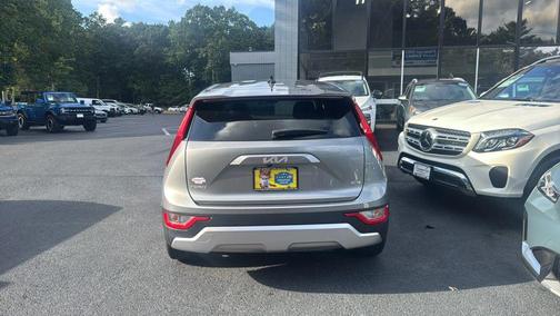 2023 Kia Niro LX