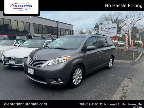 2017 Toyota Sienna XLE