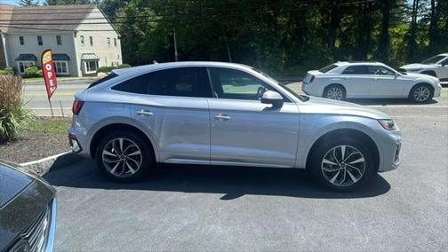2022 Audi Q5 45 S line Premium Plus