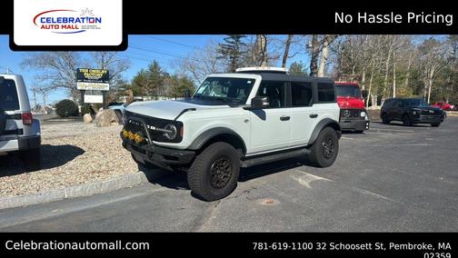 Gray 2023 Ford Bronco Wildtrak