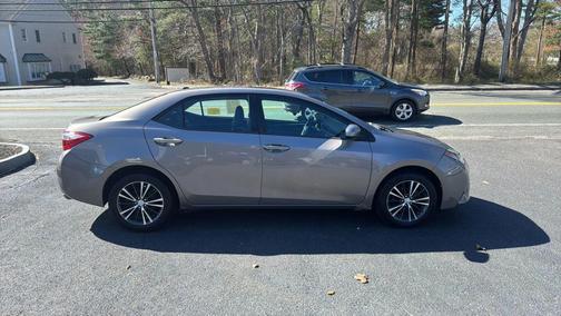 2016 Toyota Corolla LE Premium