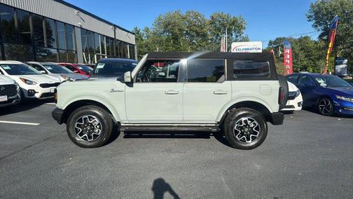 2022 Ford Bronco Outer Banks