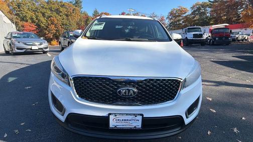 Snow White Pearl 2017 Kia Sorento LX