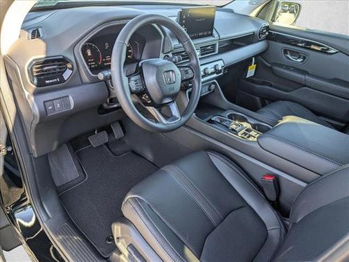 2025 Honda Pilot Touring 8-Passenger