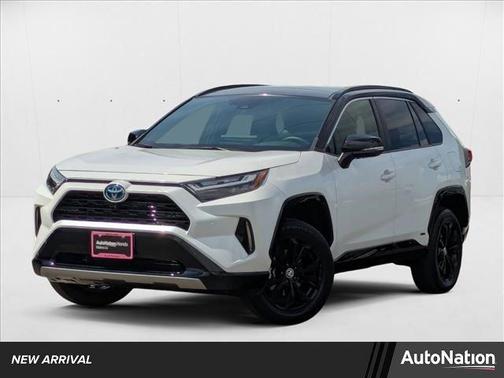 2023 Toyota RAV4 Hybrid SE