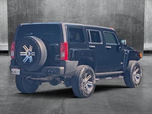 2006 Hummer H3 Base