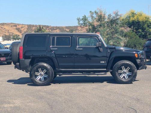 2006 Hummer H3 Base