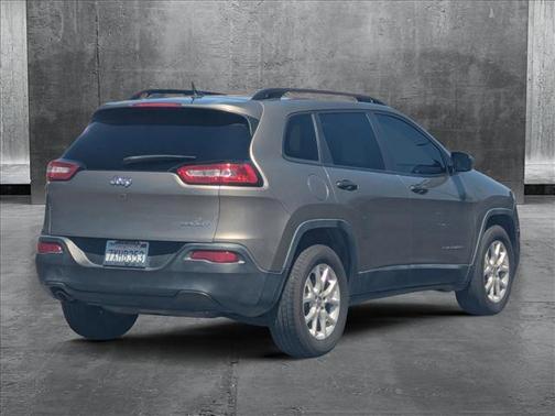 2017 Jeep Cherokee Sport