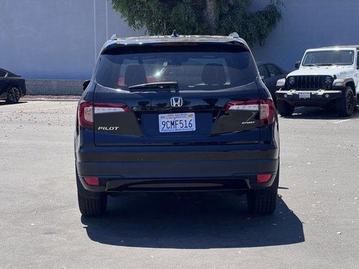 2022 Honda Pilot 2WD Sport
