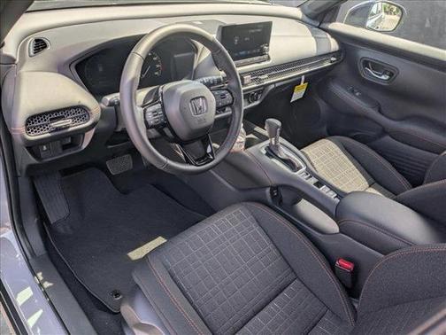 2025 Honda HR-V 2WD Sport