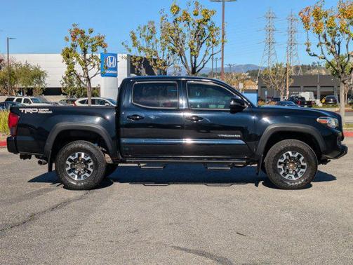 2019 Toyota Tacoma TRD Off Road