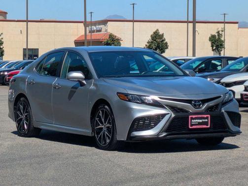 2023 Toyota Camry SE