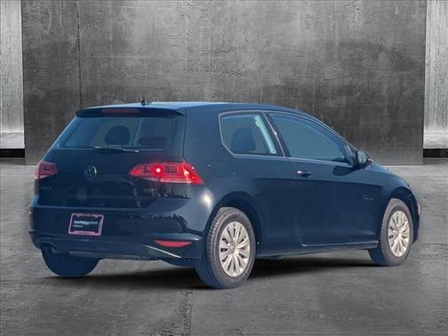 2015 Volkswagen Golf Launch Edition 2-Door