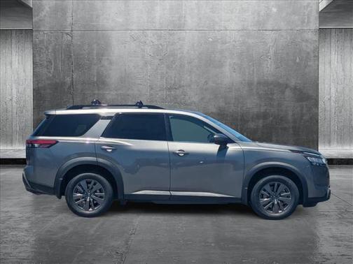 2022 Nissan Pathfinder SV 2WD