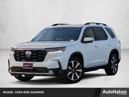 2025 Honda Pilot Touring 8-Passenger