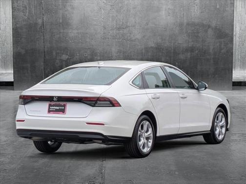 2025 Honda Accord LX 1.5T