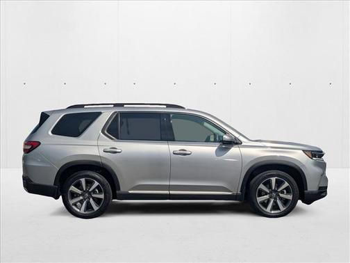 2024 Honda Pilot Touring 8-Passenger