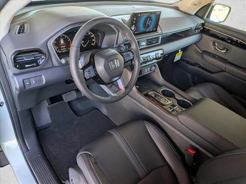 2025 Honda Pilot Touring 8-Passenger