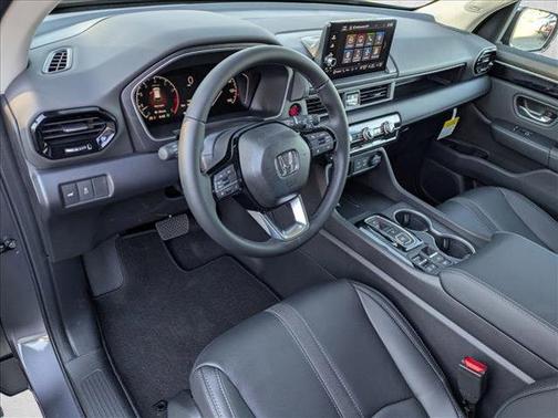 2025 Honda Pilot Touring 8-Passenger