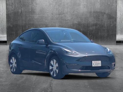 2024 Tesla Model Y Long Range Dual Motor All-Wheel Drive
