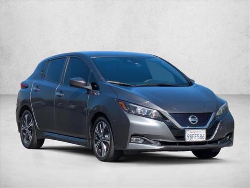 2022 Nissan Leaf SV 40 kWh
