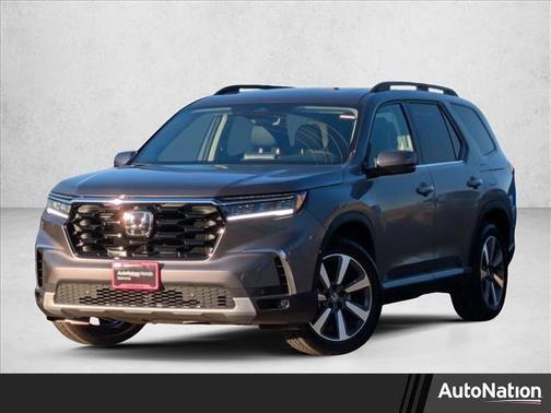 2025 Honda Pilot Touring 8-Passenger