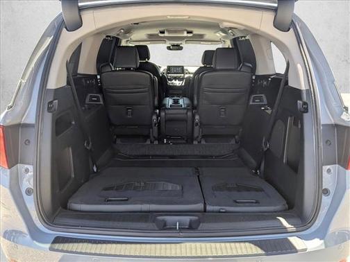 Sonic Gray Pearl 2024 Honda Odyssey Touring