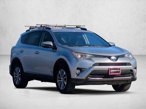 2017 Toyota RAV4 Hybrid SE