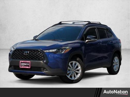 2025 Toyota Corolla Cross LE