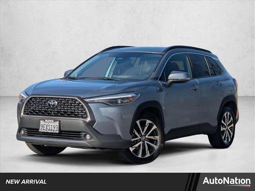 2023 Toyota Corolla Cross XLE