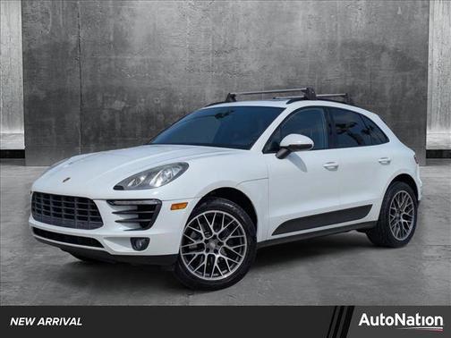 2017 Porsche Macan Base