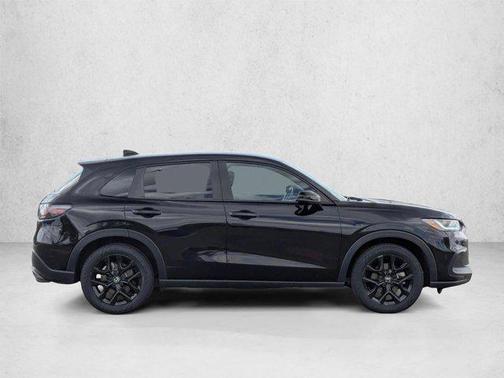 Crystal Black Pearl 2024 Honda HR-V Sport