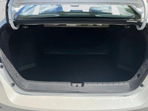 Platinum White Pearl 2020 Honda Insight EX
