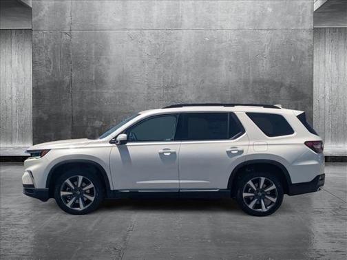 2025 Honda Pilot Touring 8-Passenger