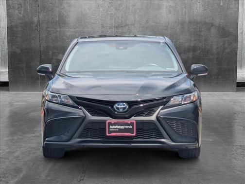 2024 Toyota Camry Hybrid SE