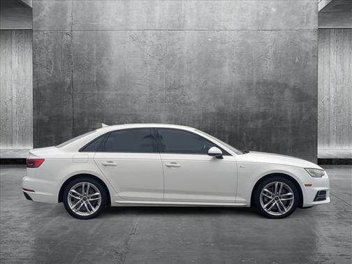 2017 Audi A4 Season of Audi Premium