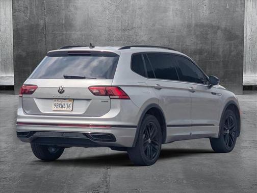 2022 Volkswagen Tiguan 2.0T SE R-Line Black 4MOTION