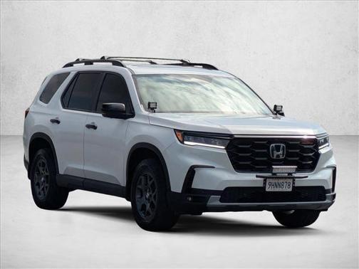 2023 Honda Pilot AWD TrailSport
