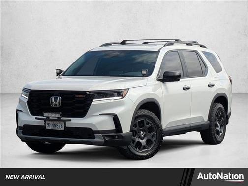 2023 Honda Pilot AWD TrailSport