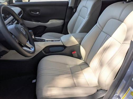 Solar Silver Metallic 2027 Honda HR-V EX-L
