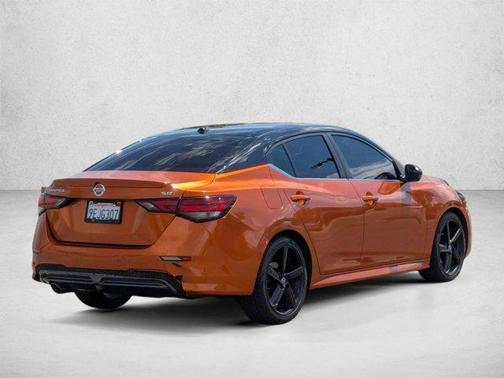 Monarch Orange Metallic/Super Black 2022 Nissan Sentra SR