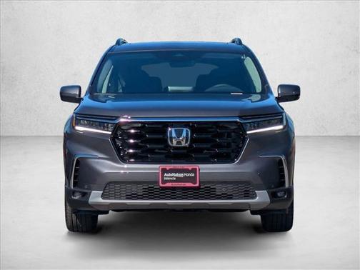 2025 Honda Pilot Touring 8-Passenger
