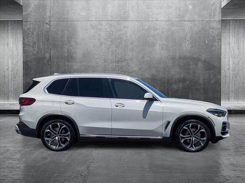2022 BMW X5 sDrive40i