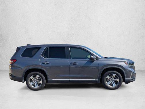 Modern Steel Metallic 2023 Honda Pilot 2WD EX-L 8 Passenger