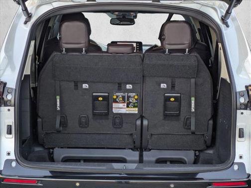 2023 Toyota Sienna Platinum