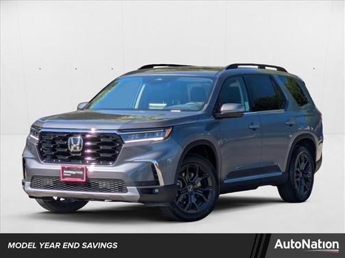 2025 Honda Pilot Touring 8-Passenger