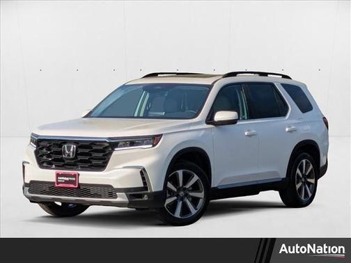 2025 Honda Pilot Touring 8-Passenger