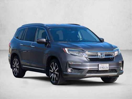 2022 Honda Pilot Touring 8-Passenger